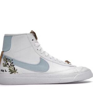 Nike Wmns Blazer Mid '77 SE 'Indigo'